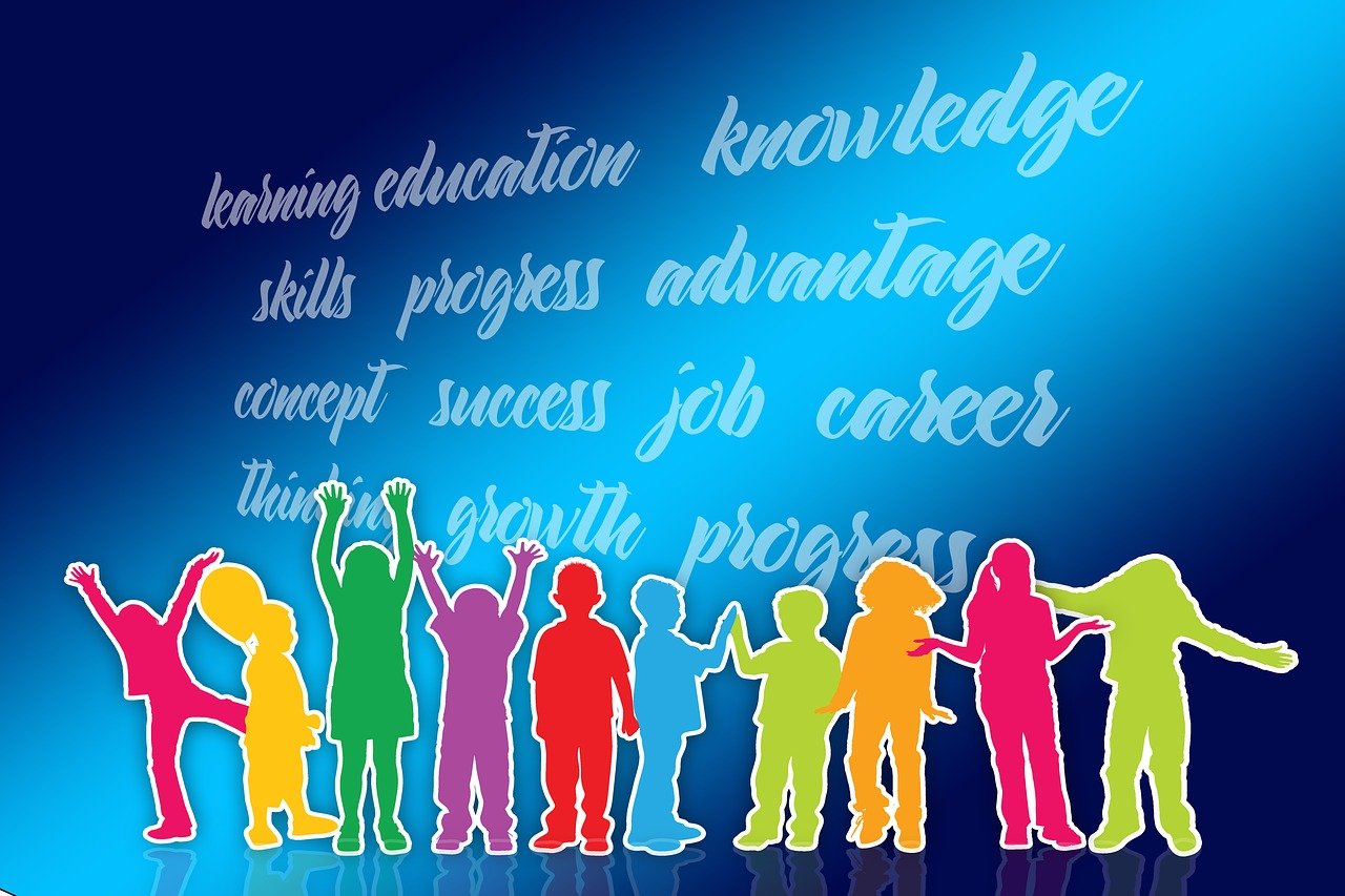 最新铁路招聘信息概览,职业发展机遇与铁路行业人才招募探讨