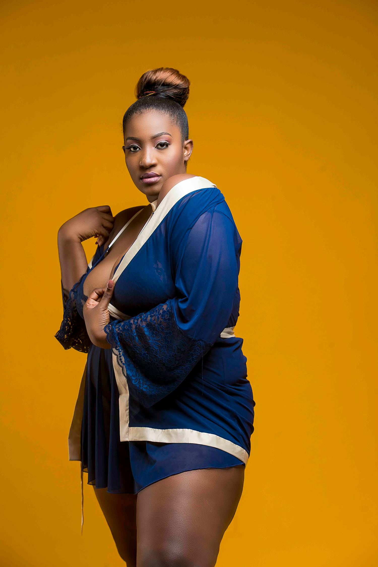 黄轩最新图片集发布,展现无限魅力的演员风采