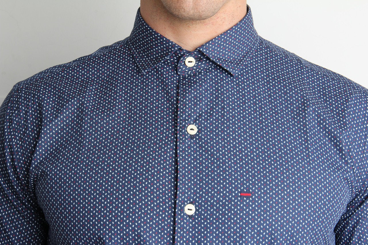 新款衬衣推荐，时尚与舒适完美融合的经典之选