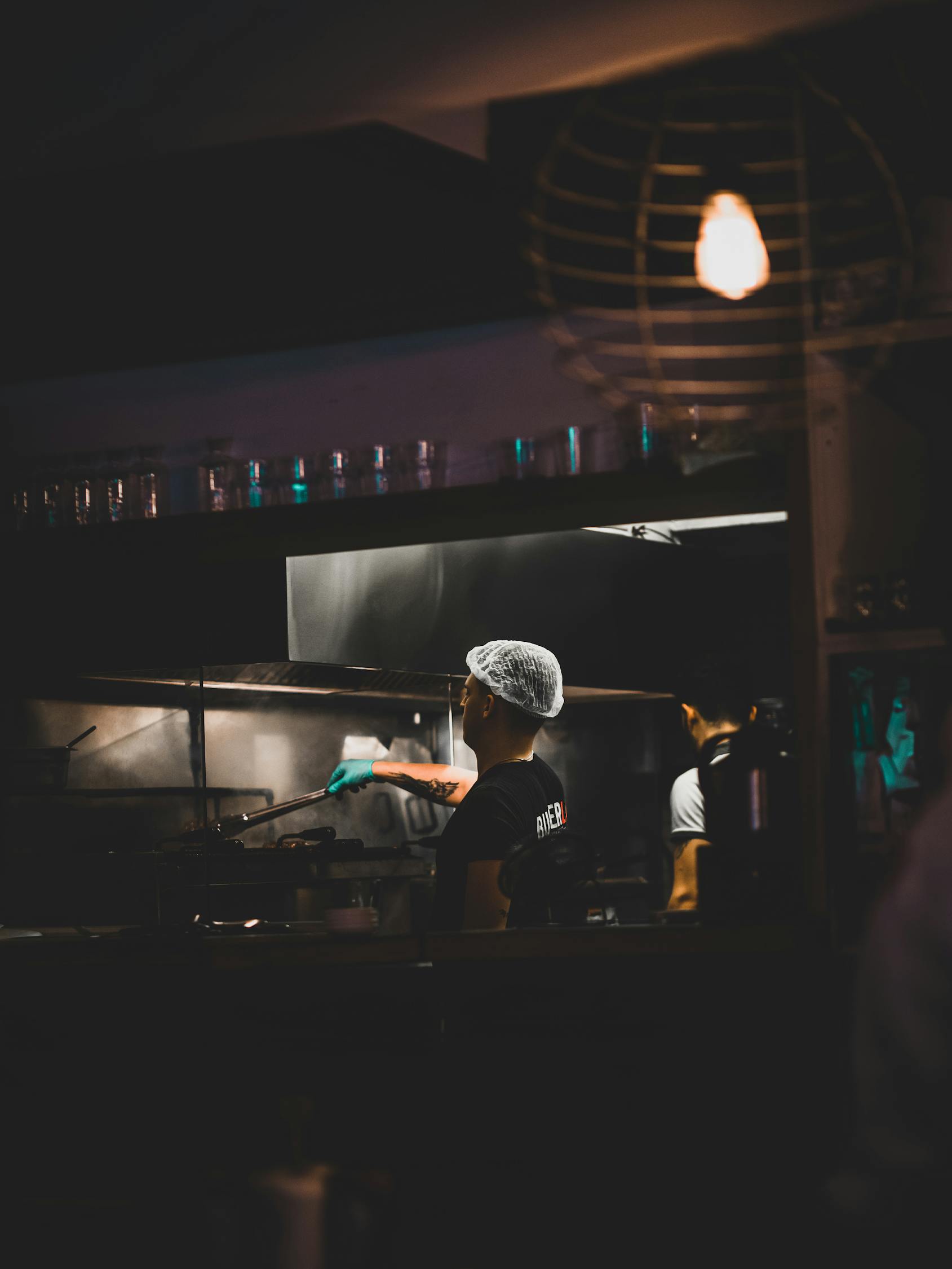 空政文工团男演员的演艺之路与魅力风采展示