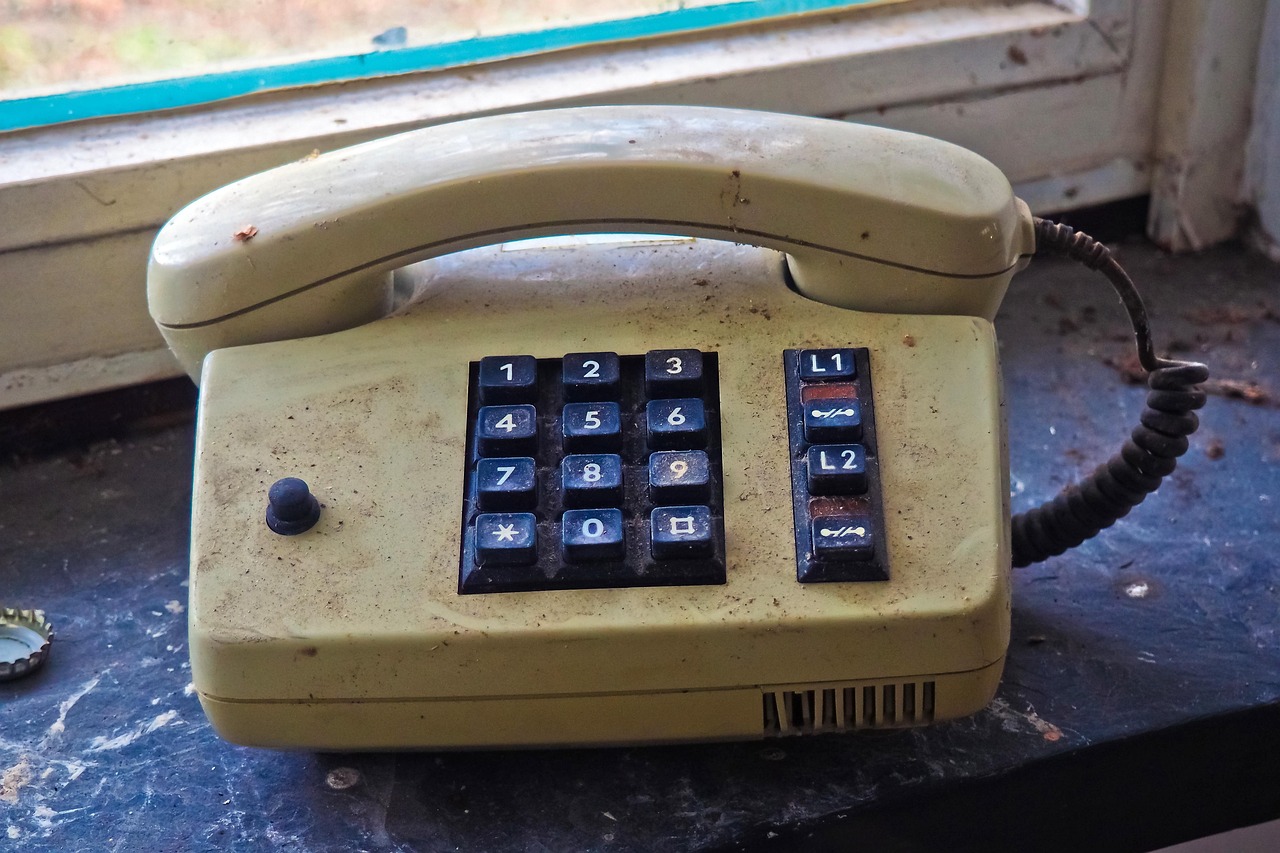 揭秘电视接音响的正确插孔位置,哪个孔应该接音响?